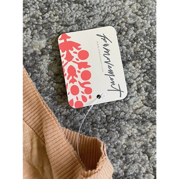 FP Movement Womens XS Tank Orange Crop Sunshine Activewear Lightweight NWT N4 - Picture 5 of 9